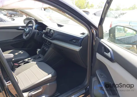 2022 Volkswagen Taos 1.5T Se z USA, uszkodzony, nr VIN 3VVLX7B21NM077143